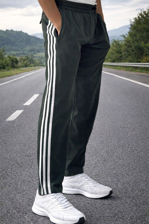 Men’s Classic Three-Stripe Sports Track Pants